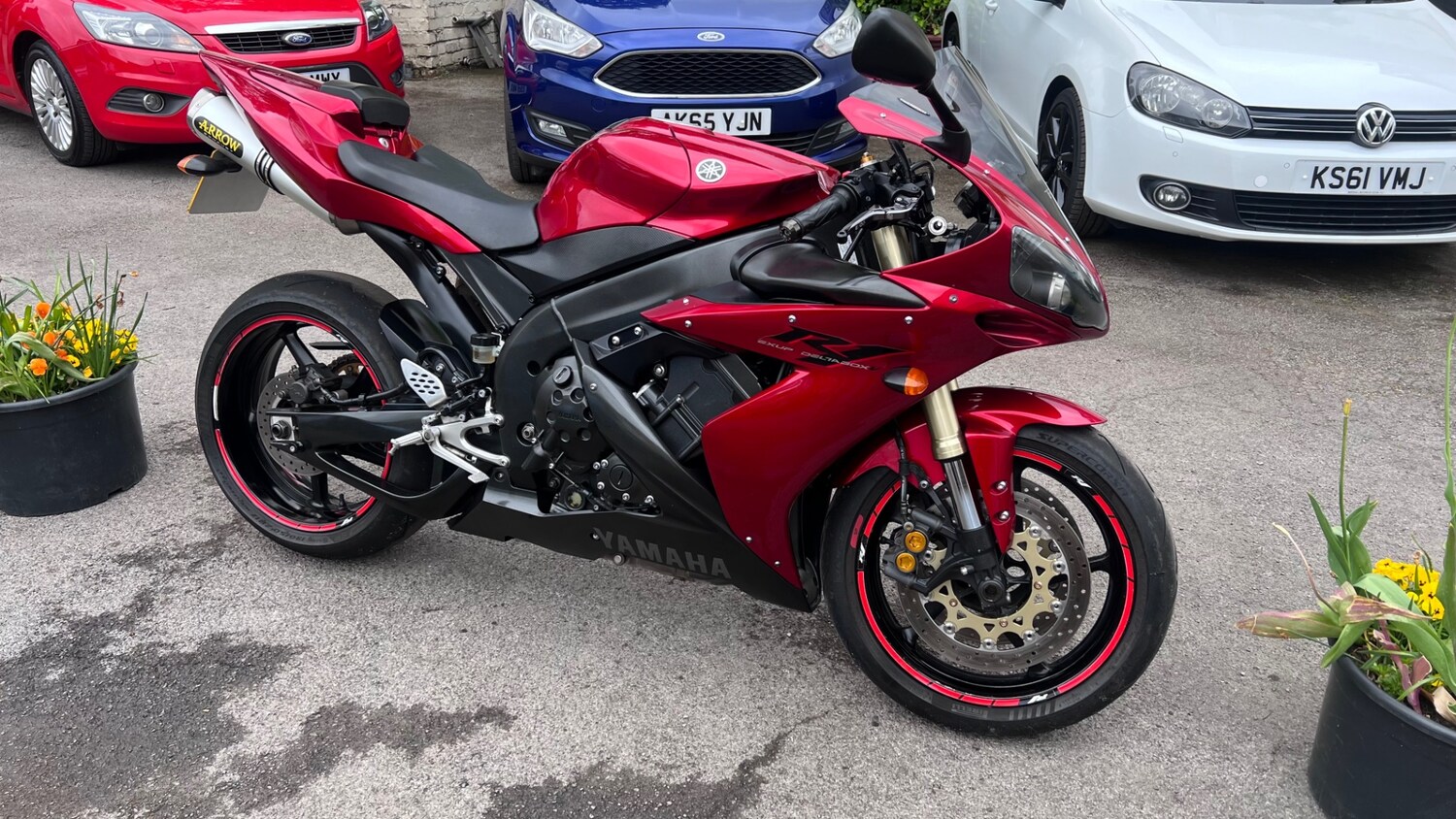 Yamaha R1