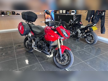 Used Triumph TIGER 2012 for sale - bike-78370382: Photo