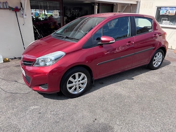 Used Toyota Yaris 2013 for sale - 78987930: Photo