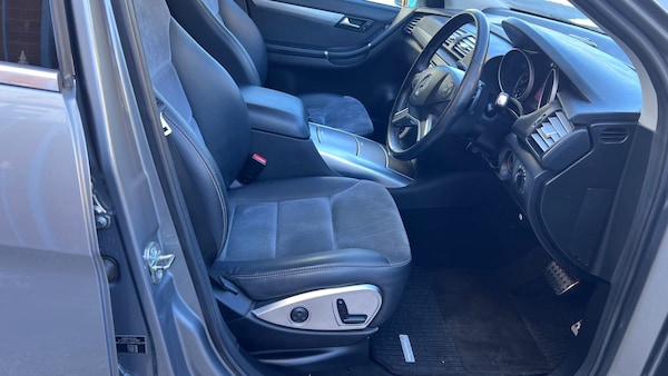 Used Mercedes-Benz R Class 2011 for sale - 75592987: Photo 26