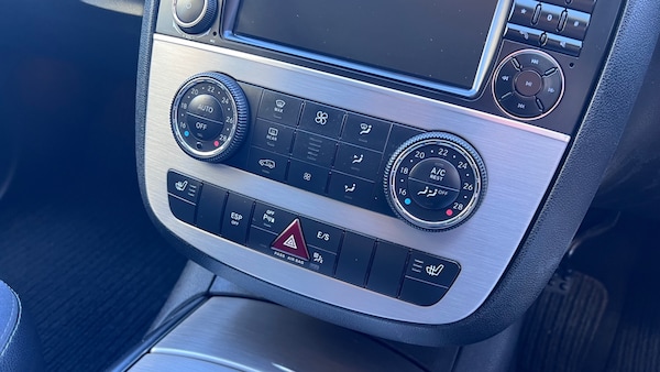 Used Mercedes-Benz R Class 2011 for sale - 75592987: Photo 36