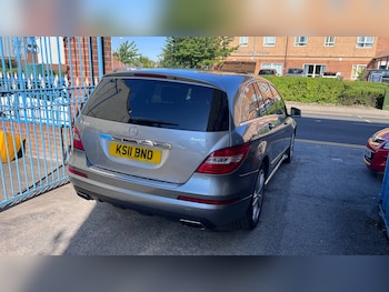 Used Mercedes-Benz R-Class 2011 for sale - 75592987: Photo