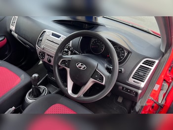 Used Hyundai i20 2009 for sale - 75592842: Photo