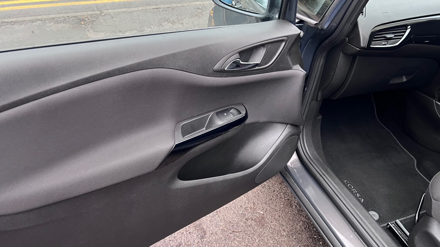 Used Vauxhall Corsa 2015 for sale - 77379288: Photo 37