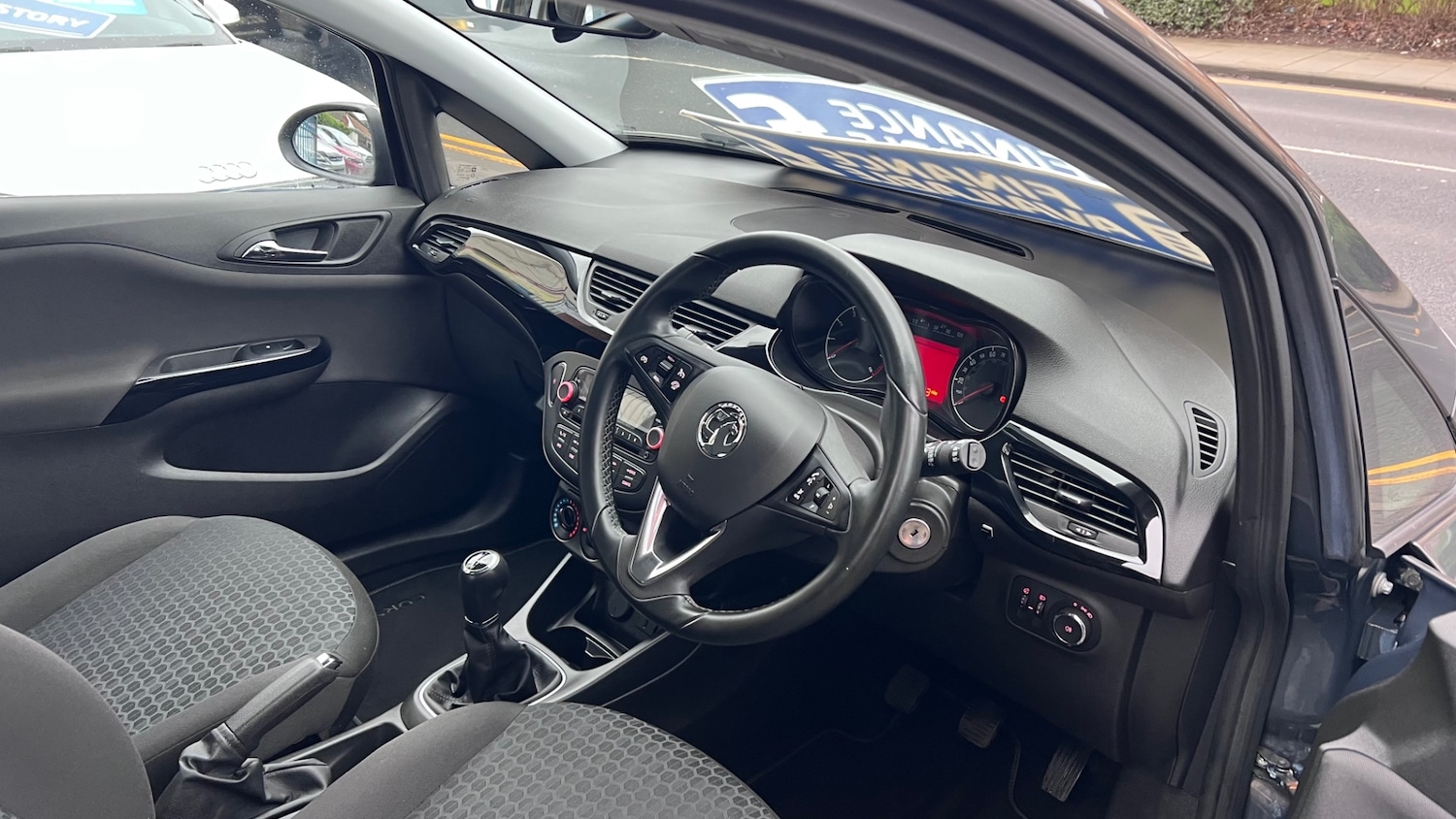 Used Vauxhall Corsa 2015 for sale - 77379288: Photo 5