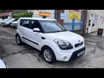 2012 (12) - 1.6 CRDi 2 5dr service history very clean car over 50 mpg very spacious car