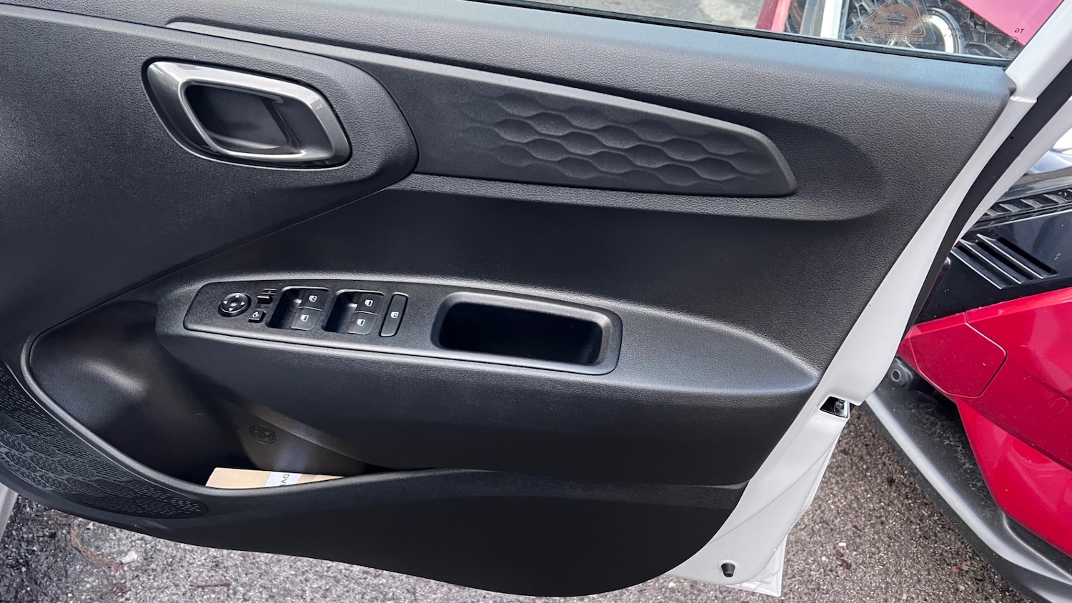 Used Hyundai i10 2023 for sale - 77776516: Photo 39