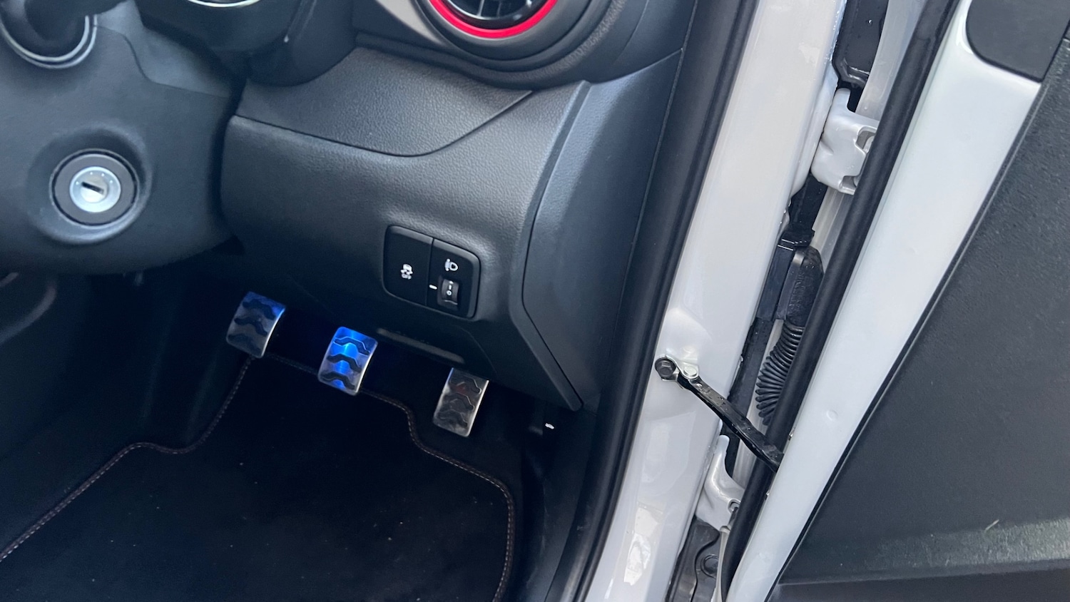 Used Hyundai i10 2023 for sale - 77776516: Photo 43