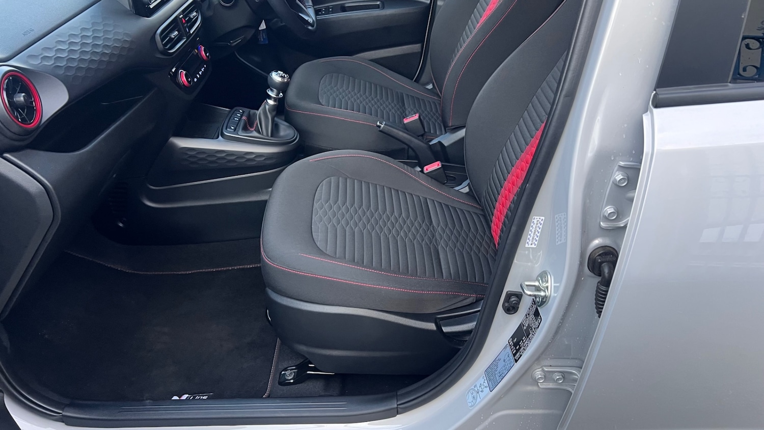 Used Hyundai i10 2023 for sale - 77776516: Photo 63