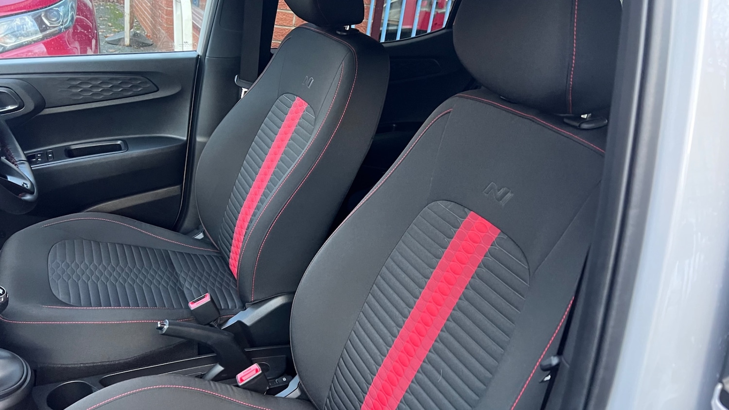 Used Hyundai i10 2023 for sale - 77776516: Photo 65