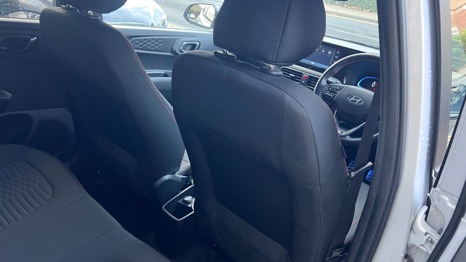 Used Hyundai i10 2023 for sale - 77776516: Photo 79