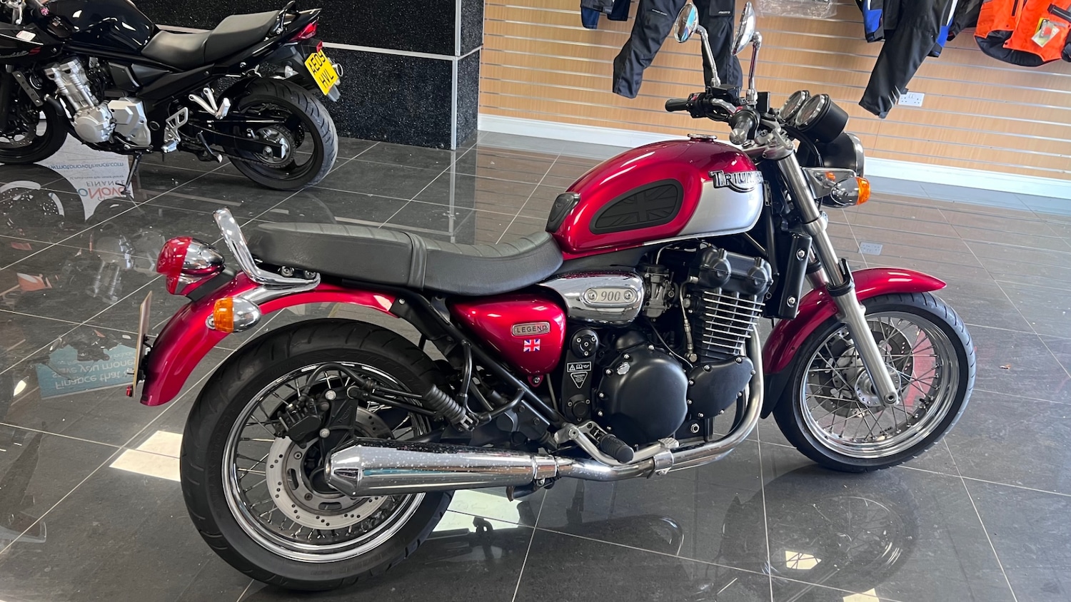 Used Triumph LEGEND 1999 for sale - 78542169: Photo 2