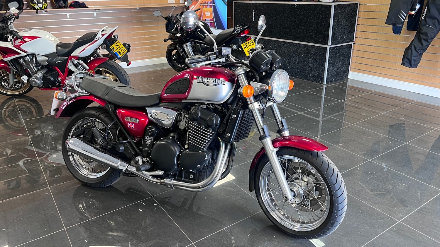 Used Triumph LEGEND 1999 for sale - 78542169: Photo 3