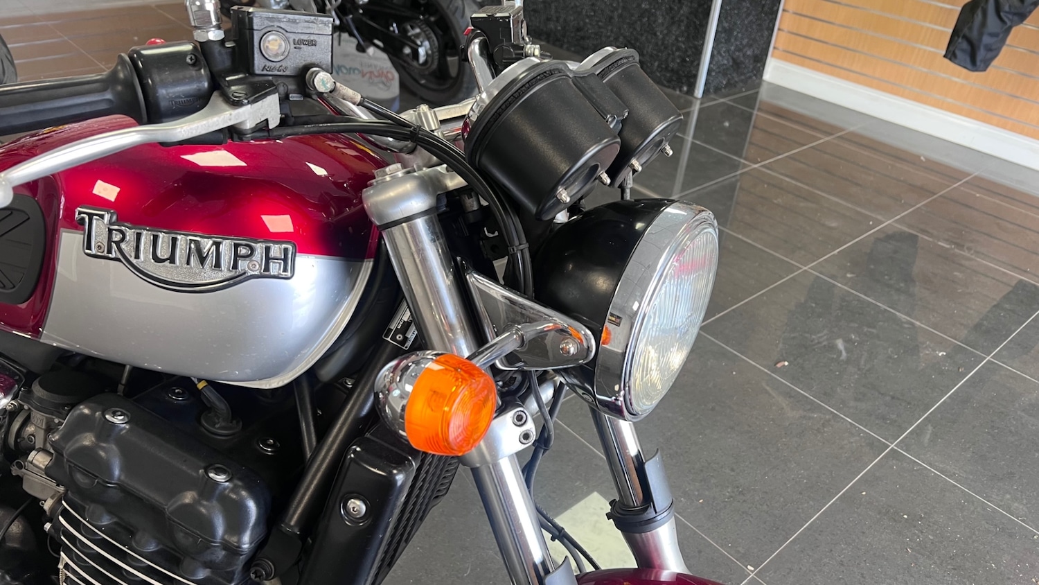 Used Triumph LEGEND 1999 for sale - 78542169: Photo 6