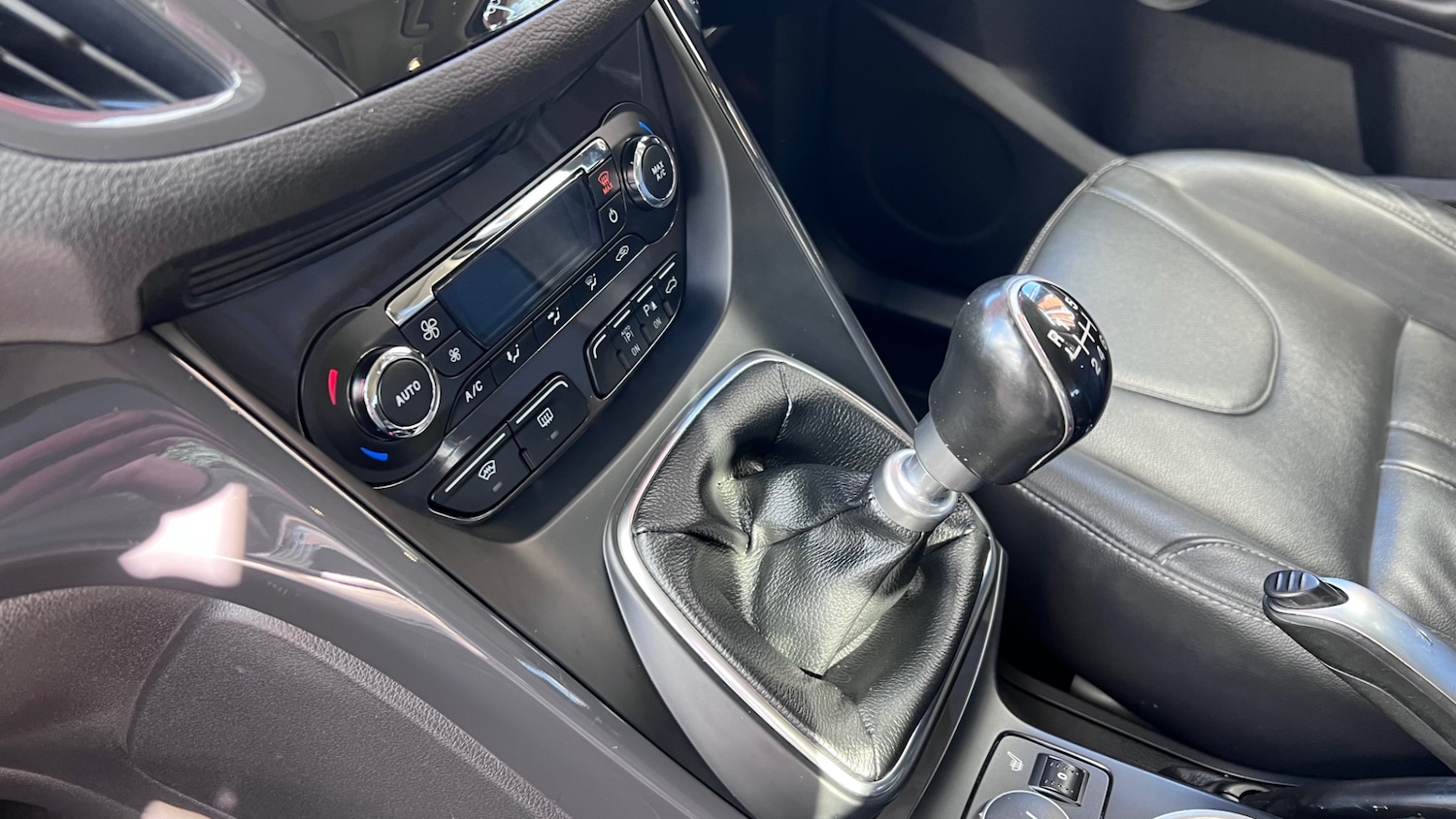 Used Ford Kuga 2014 for sale - 76065791: Photo 23