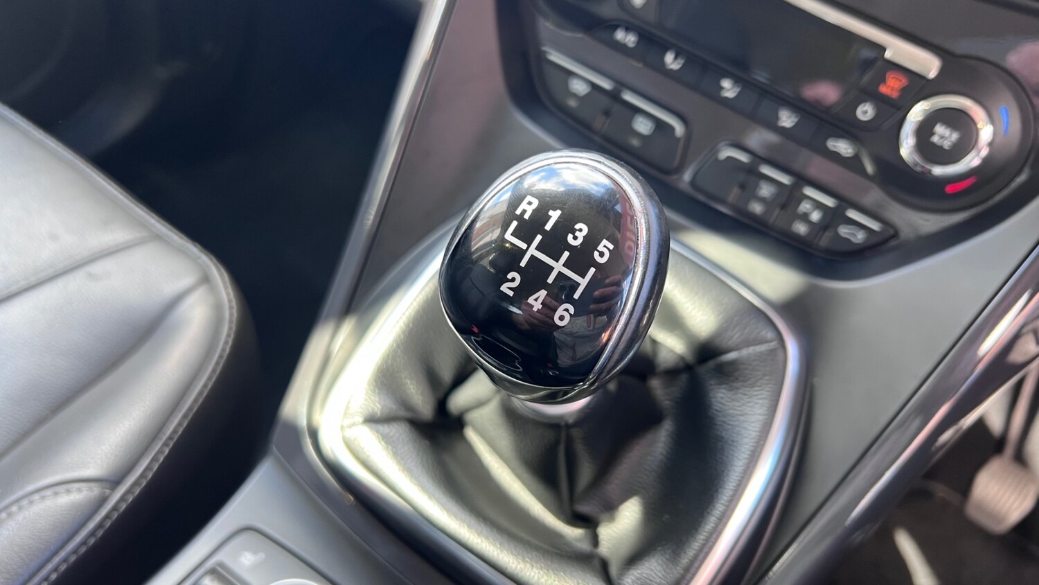 Used Ford Kuga 2014 for sale - 76065791: Photo 57