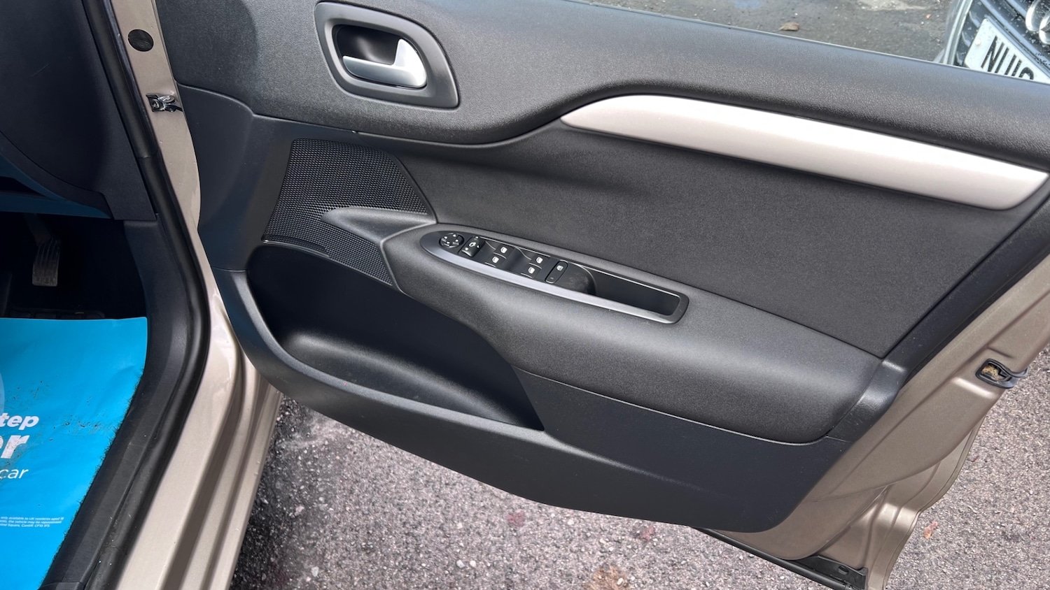 Used Citroen C4 2015 for sale - 76364041: Photo 20