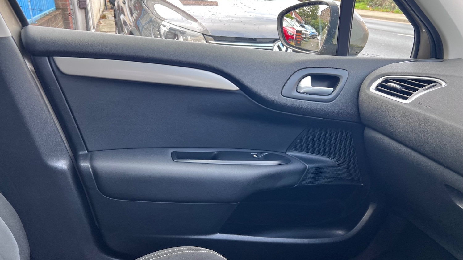Used Citroen C4 2015 for sale - 76364041: Photo 33