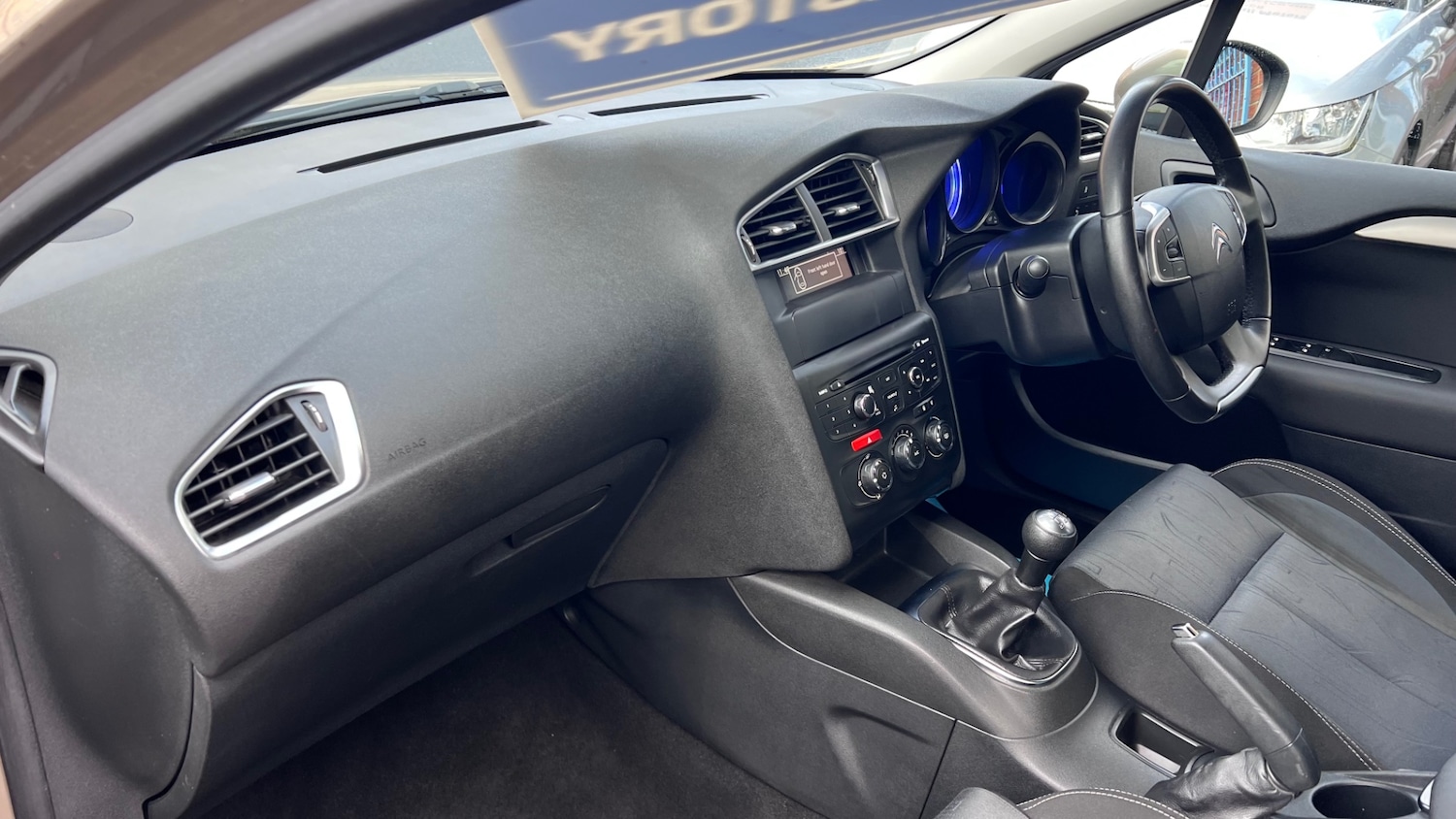 Used Citroen C4 2015 for sale - 76364041: Photo 37