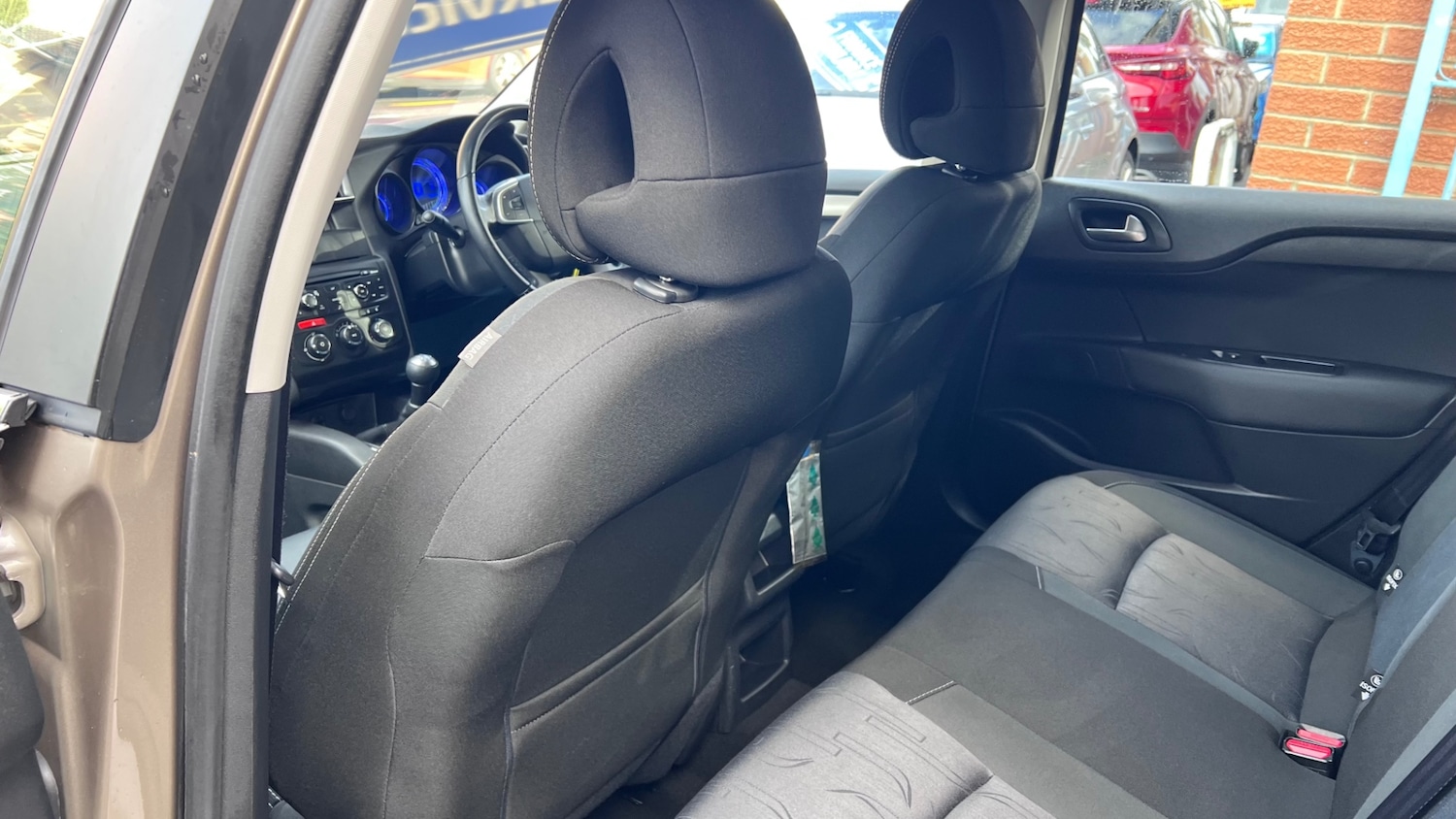 Used Citroen C4 2015 for sale - 76364041: Photo 43