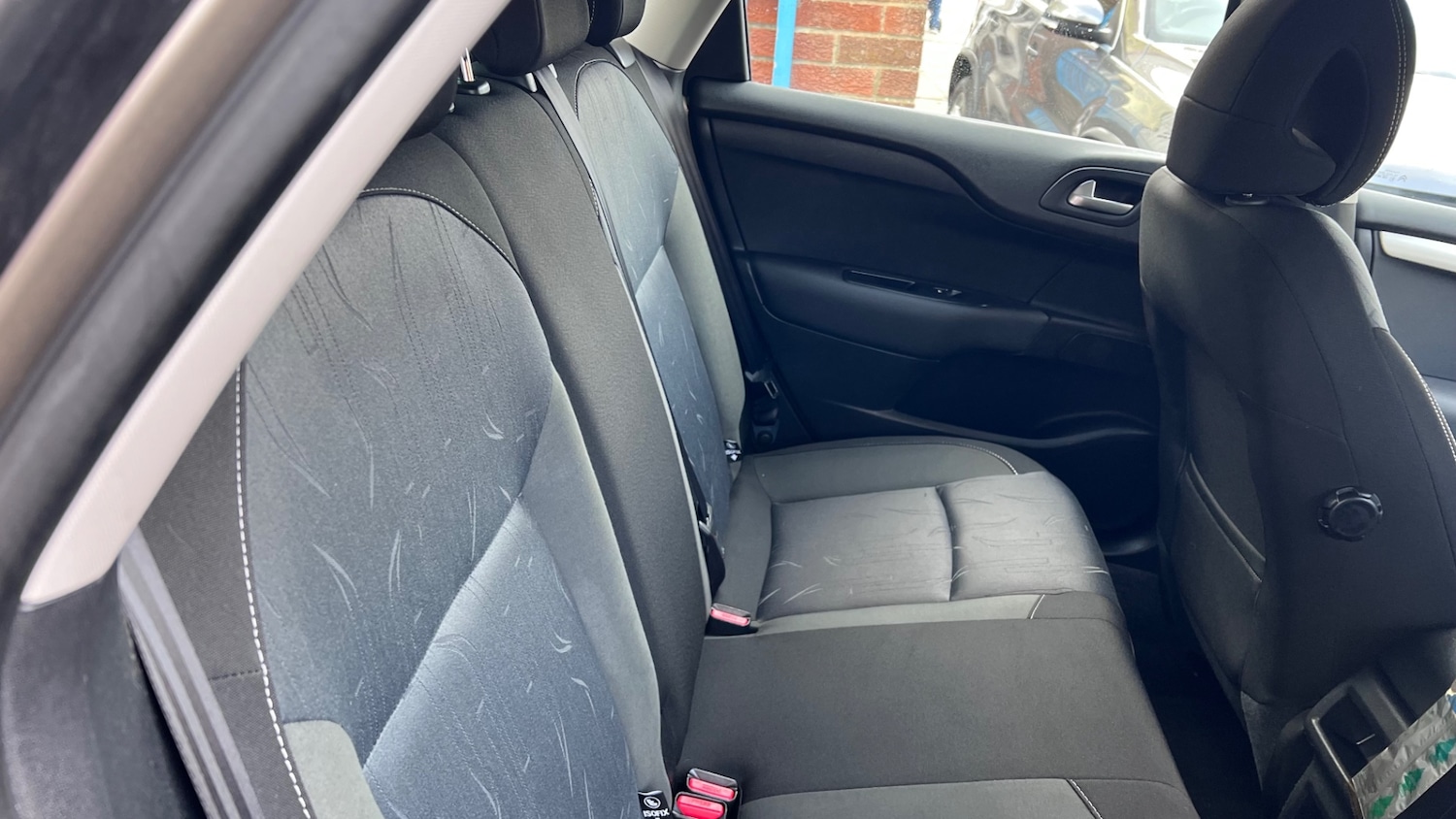 Used Citroen C4 2015 for sale - 76364041: Photo 54