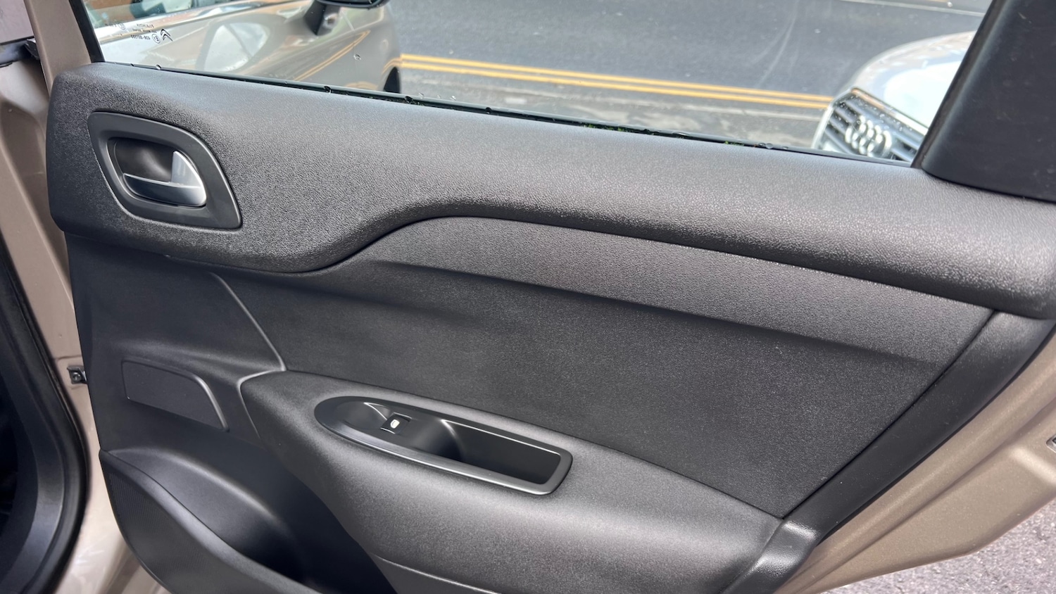 Used Citroen C4 2015 for sale - 76364041: Photo 56