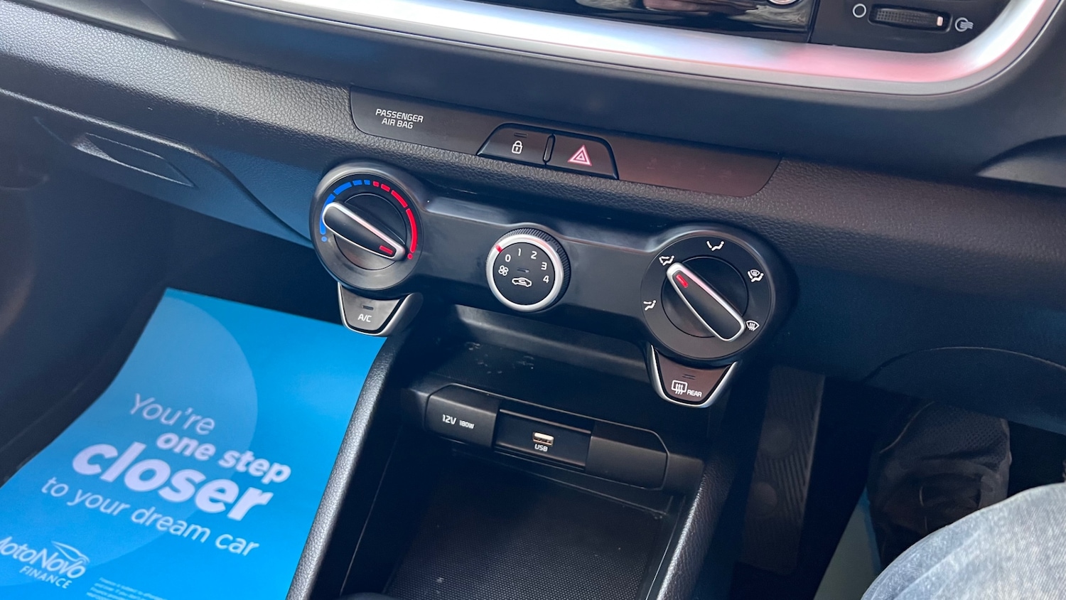 Used Kia Stonic 2021 for sale - 76602711: Photo 44