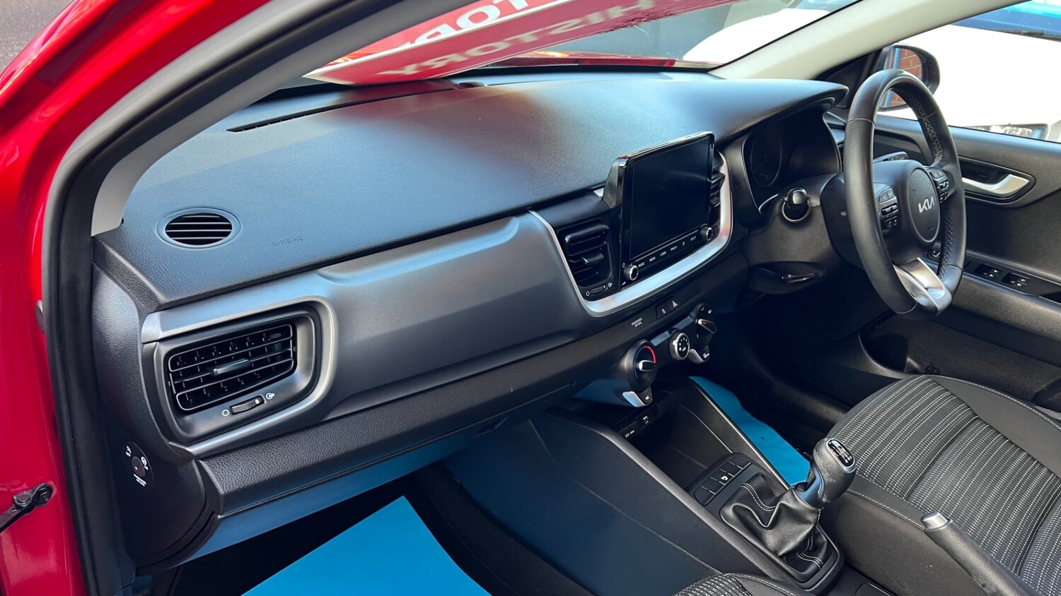 Used Kia Stonic 2021 for sale - 76602711: Photo 55