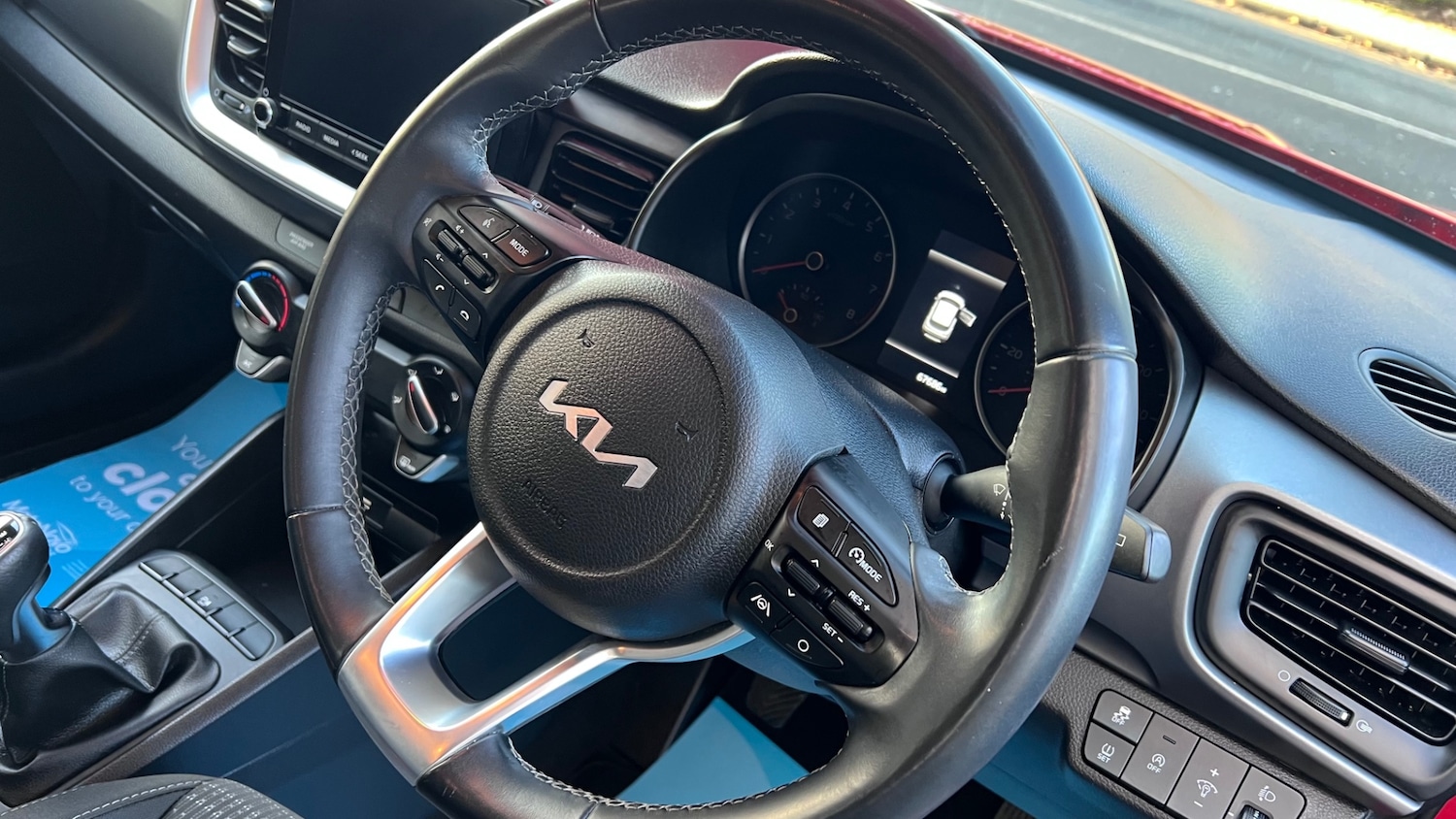 Used Kia Stonic 2021 for sale - 76602711: Photo 6