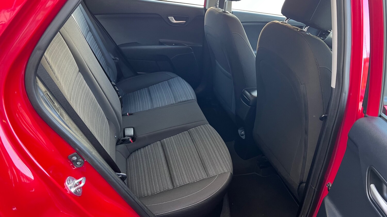 Used Kia Stonic 2021 for sale - 76602711: Photo 62