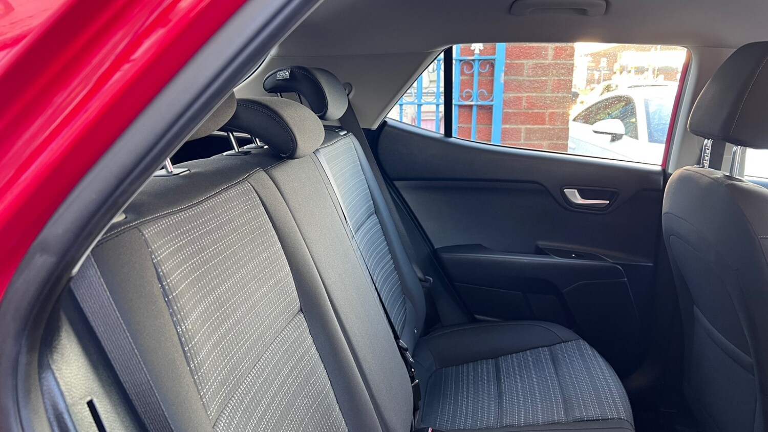 Used Kia Stonic 2021 for sale - 76602711: Photo 64