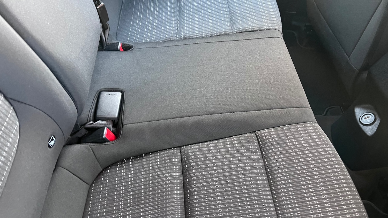 Used Kia Stonic 2021 for sale - 76602711: Photo 68