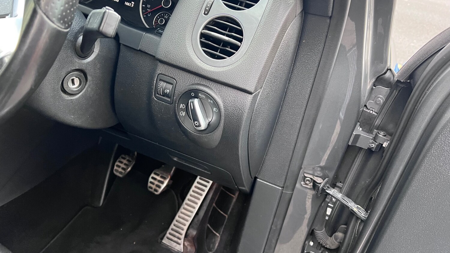 Used Volkswagen Tiguan 2016 for sale - 76281843: Photo 54