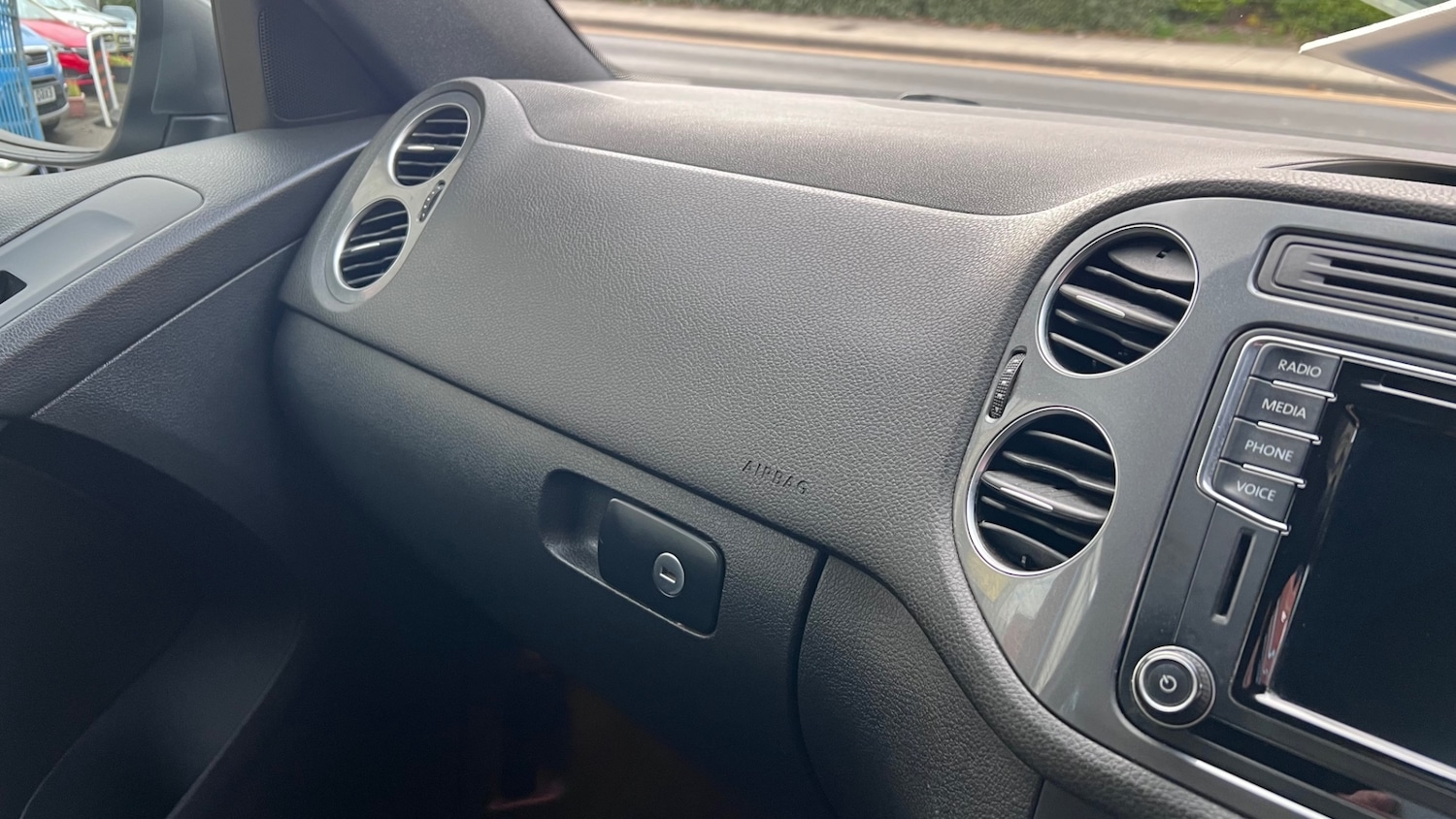 Used Volkswagen Tiguan 2016 for sale - 76281843: Photo 59