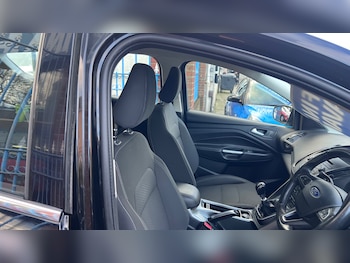 Used Ford Kuga 2019 for sale - 77024337: Photo