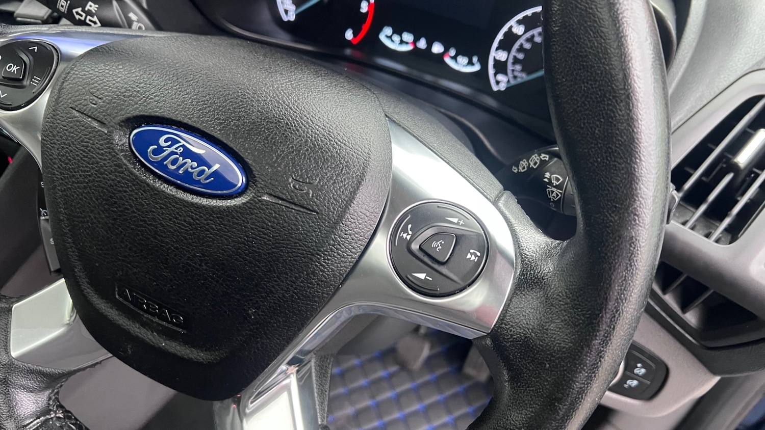 Used Ford Grand Tourneo Connect 2018 for sale - 76471400: Photo 24