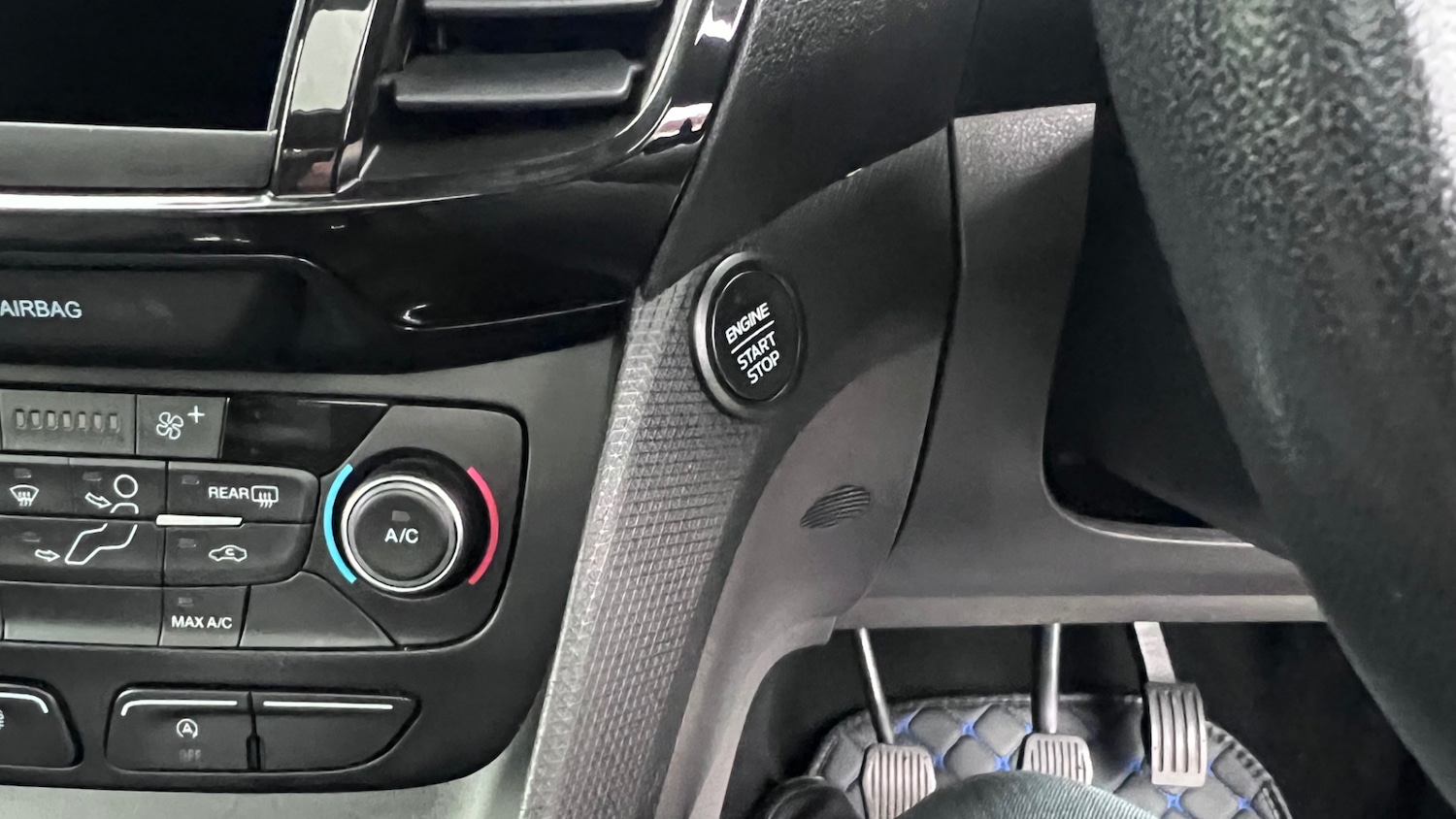 Used Ford Grand Tourneo Connect 2018 for sale - 76471400: Photo 33