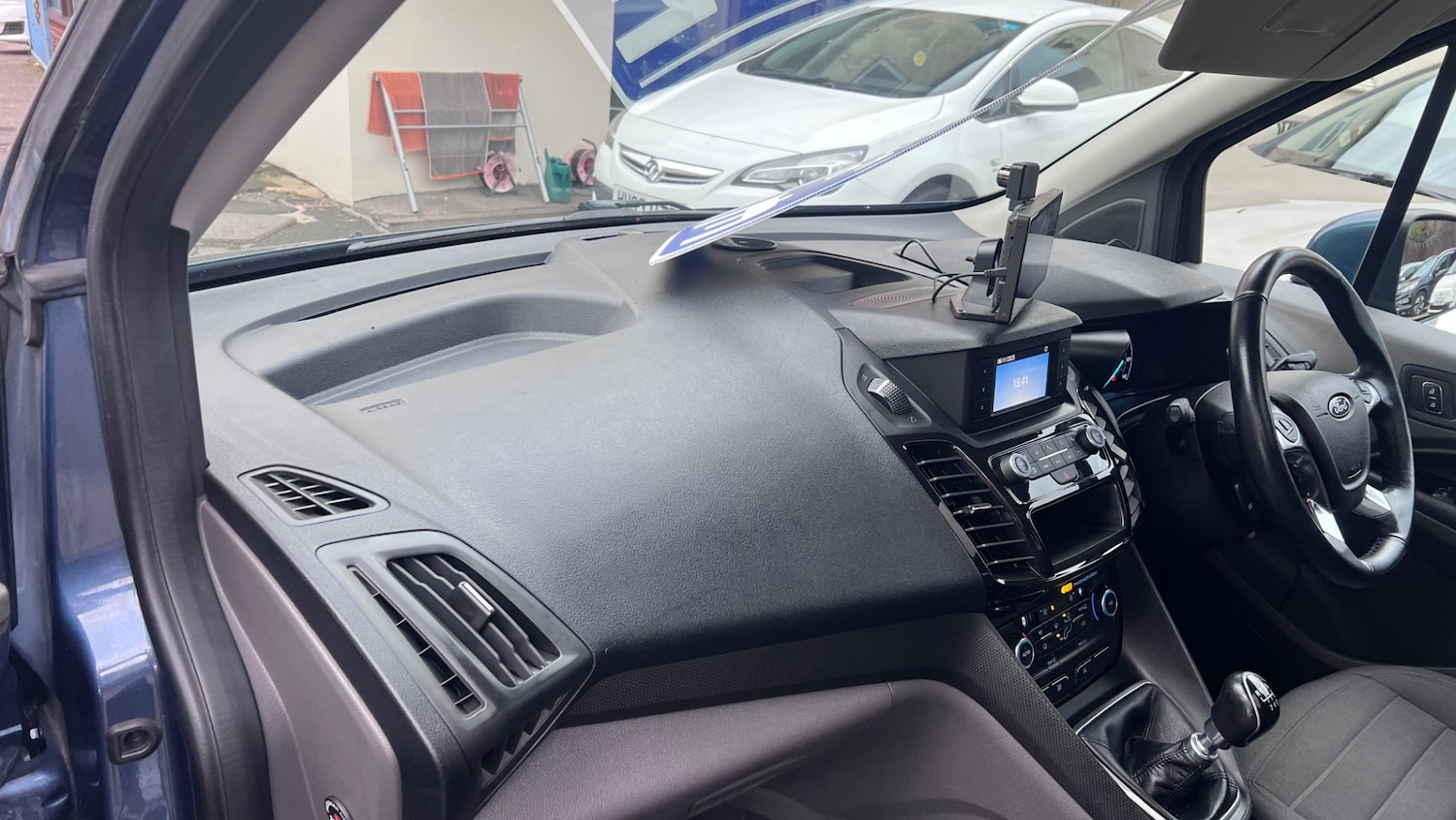 Used Ford Grand Tourneo Connect 2018 for sale - 76471400: Photo 40