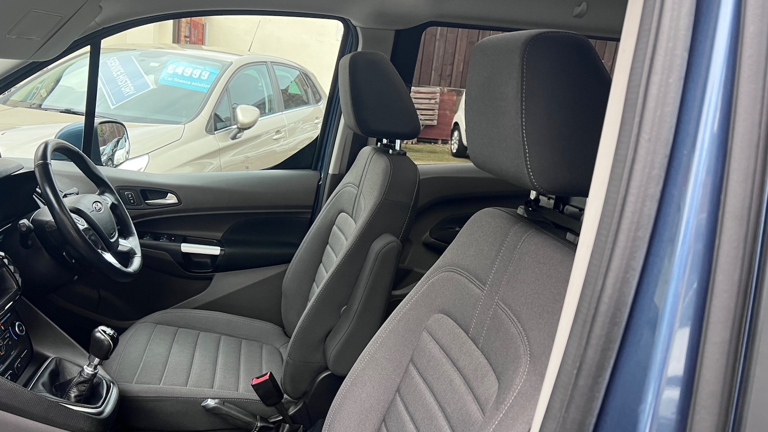 Used Ford Grand Tourneo Connect 2018 for sale - 76471400: Photo 43