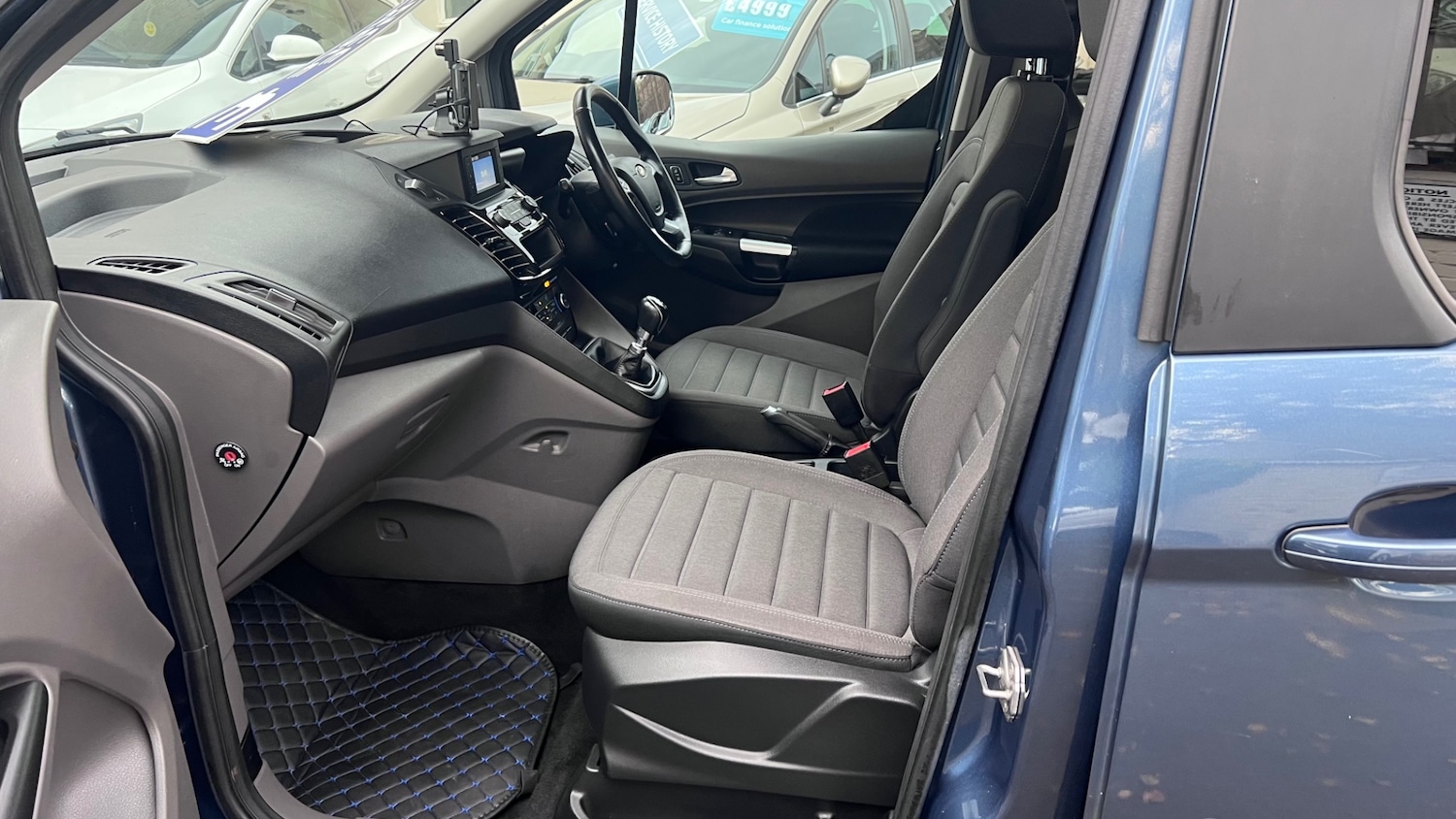 Used Ford Grand Tourneo Connect 2018 for sale - 76471400: Photo 45
