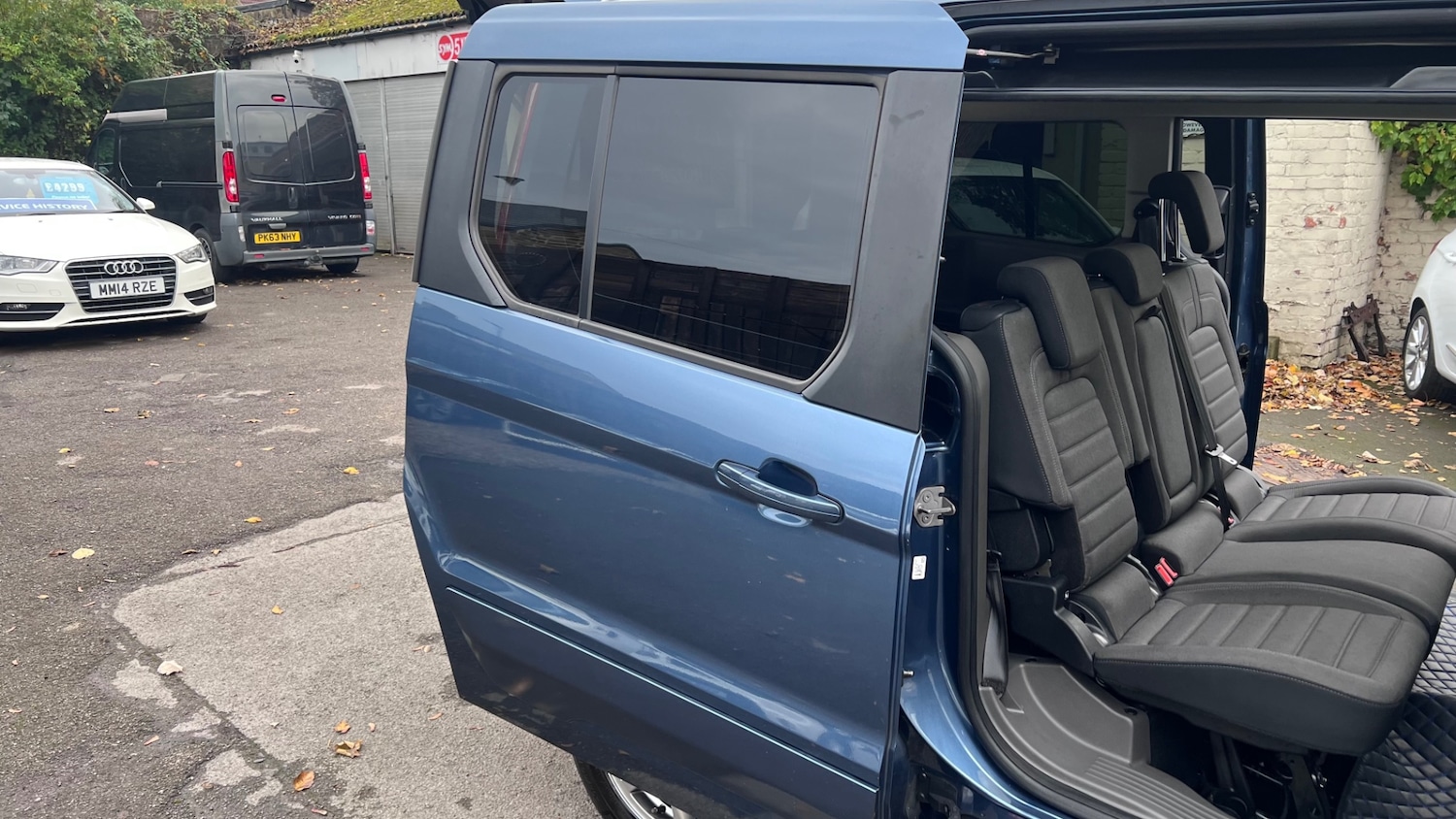 Used Ford Grand Tourneo Connect 2018 for sale - 76471400: Photo 57