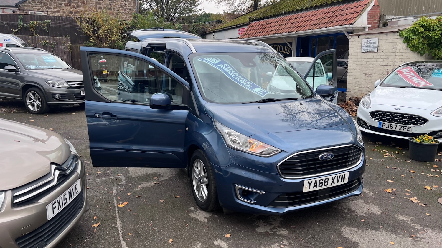 Used Ford Grand Tourneo Connect 2018 for sale - 76471400: Photo 67