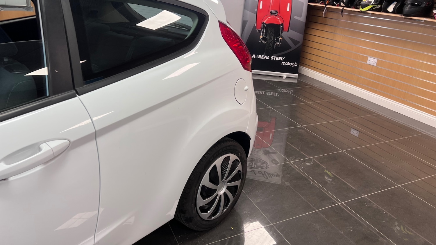 Used Ford Fiesta 2012 for sale - 77988478: Photo 28