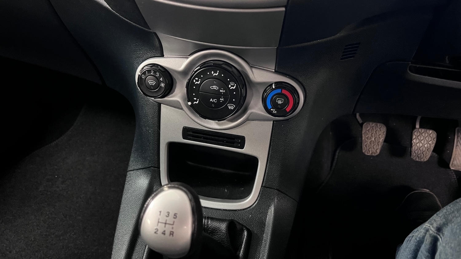 Used Ford Fiesta 2012 for sale - 77988478: Photo 44