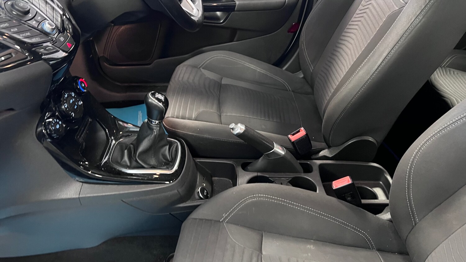 Used Ford Fiesta 2013 for sale - 78162976: Photo 34