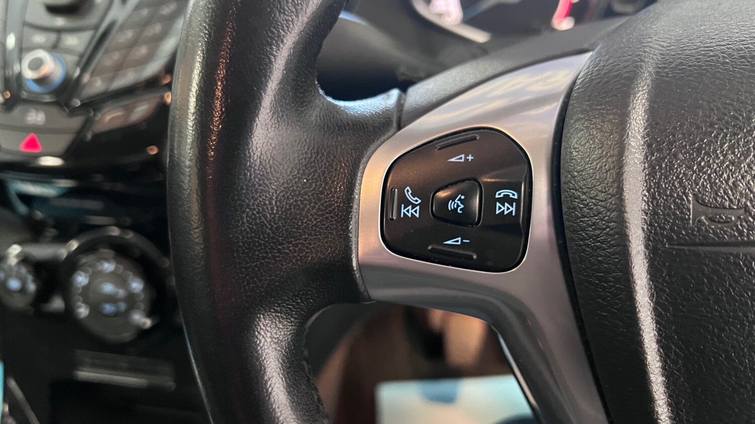 Used Ford Fiesta 2013 for sale - 78162976: Photo 40