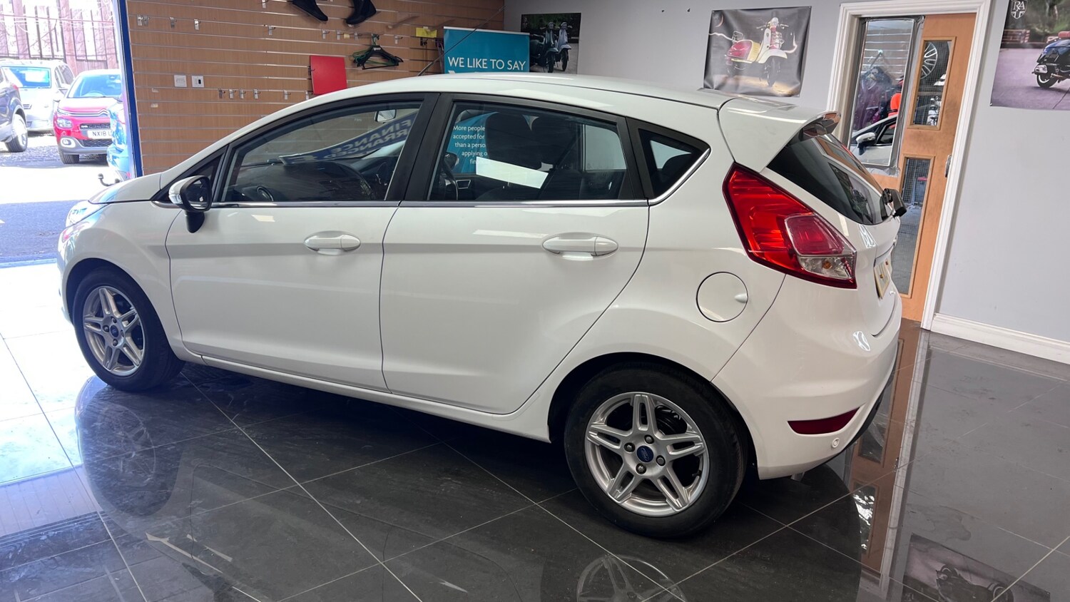Used Ford Fiesta 2013 for sale - 78162976: Photo 9