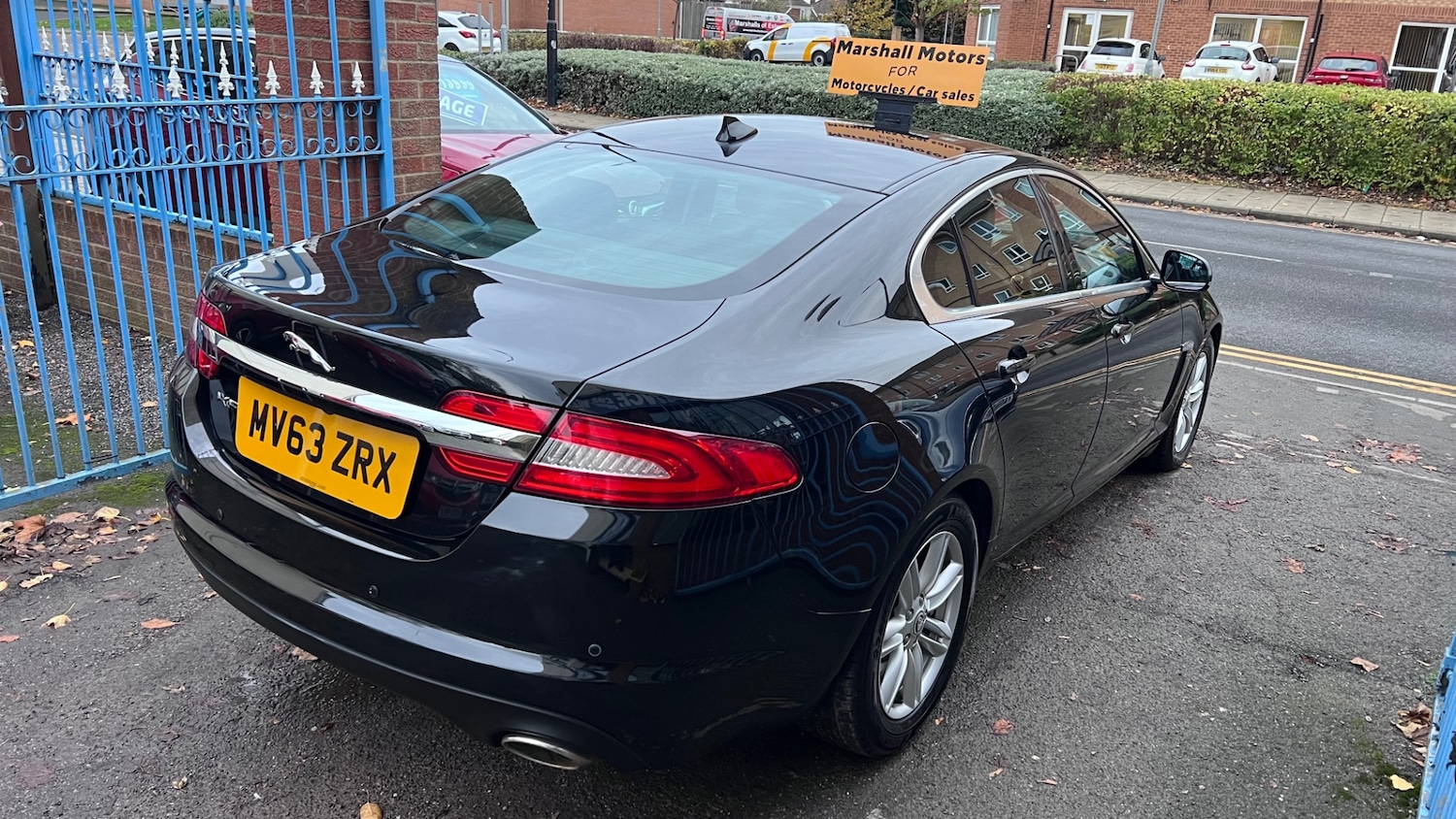 Used Jaguar XF 2013 for sale - 76547454: Photo 4
