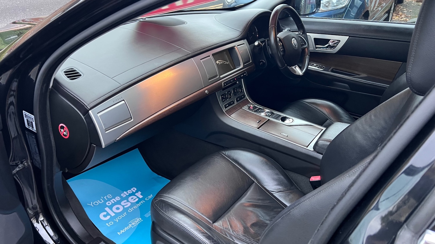 Used Jaguar XF 2013 for sale - 76547454: Photo 5