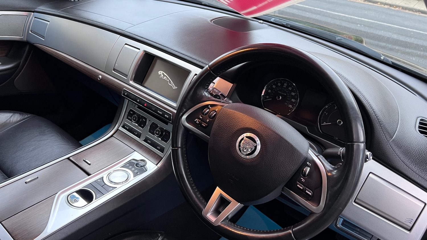 Used Jaguar XF 2013 for sale - 76547454: Photo 7